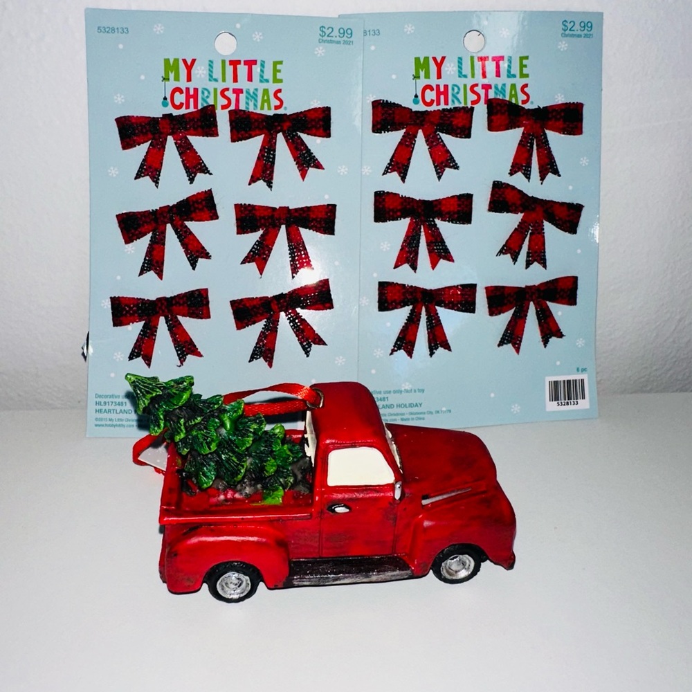 Hobby Lobby Buffalo Plaid Check bows and Red Truck Ornament NWT
